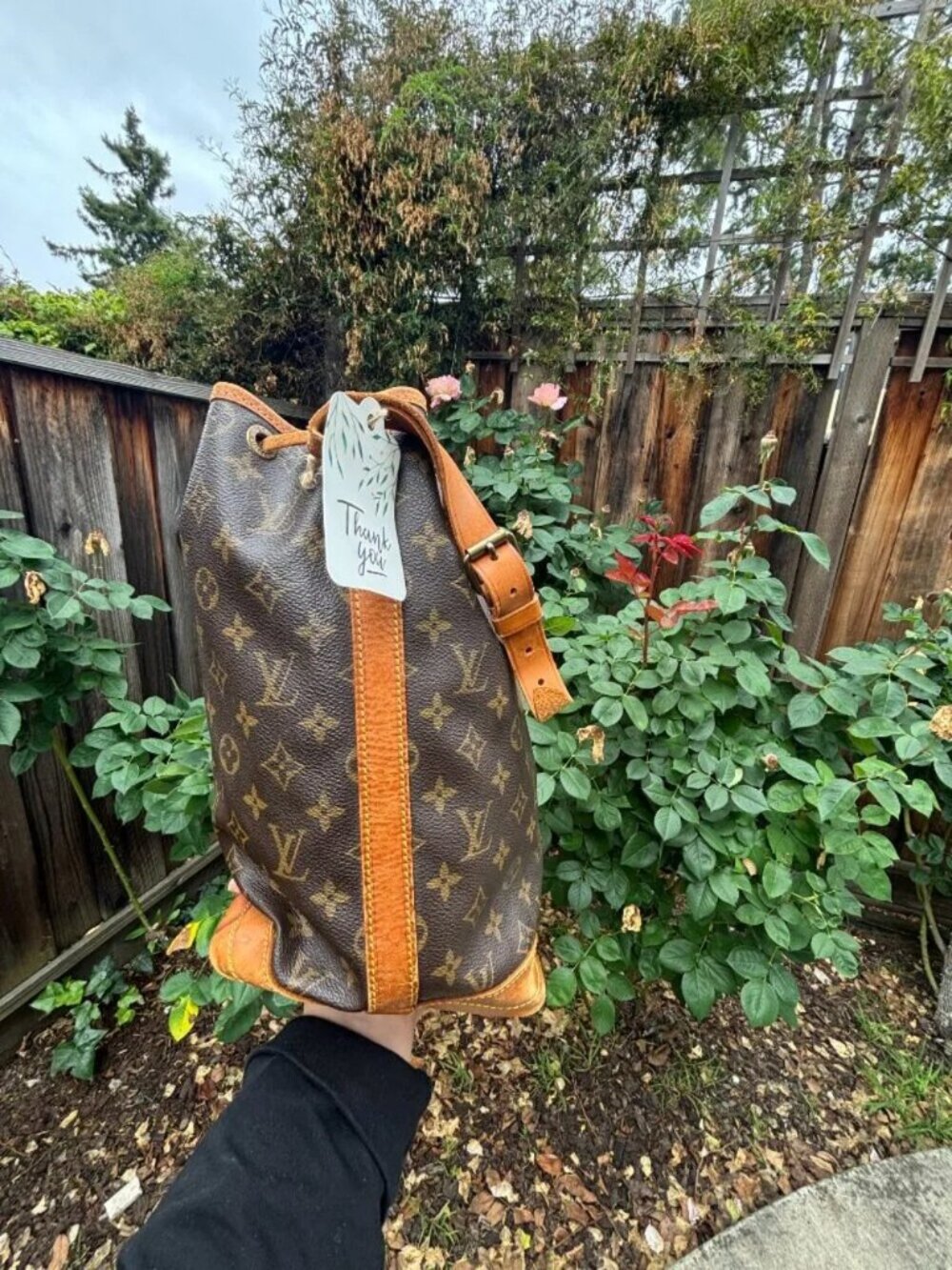 Louis Vuitton Monogram Noe Shoulder Bag - Picture 7 of 14